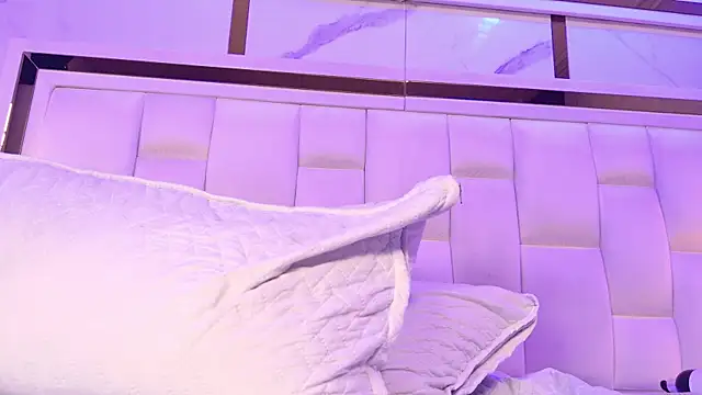 samanthaa sm online show from 03.27.26