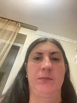 Snapshot of oksana1990 chatting on 09.28.25 oksana1990 online show from 09.28.25