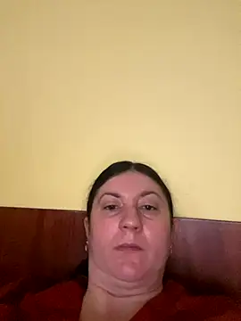 Snapshot of oksana1990 chatting on 11.12.25 oksana1990 online show from 11.12.25