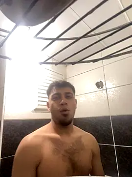 Snapshot of astoperaa chatting on 10.07.25 astoperaa online show from 10.07.25