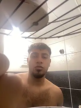 Snapshot of astoperaa chatting on 10.17.25 astoperaa online show from 10.17.25