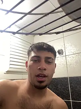 Snapshot of astoperaa chatting on 11.18.25 astoperaa online show from 11.18.25