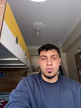 Snapshot of astoperaa chatting on 11.28.25 astoperaa online show from 11.28.25