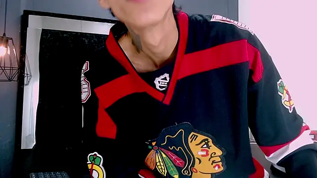 Snapshot of Daniel_delux_ chatting on 12.04.25 Daniel delux online show from 12.04.25