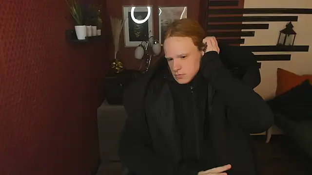 ChloeValentinee online show from 11.26.25