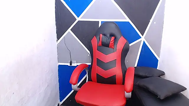 DEIV2  online show from 10.08.25