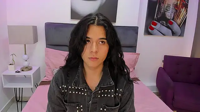 Angel Dustts online show from 11.08.25