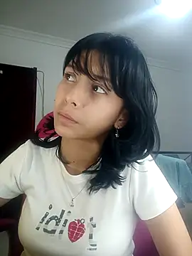 xoxo milk online show from 12.20.25