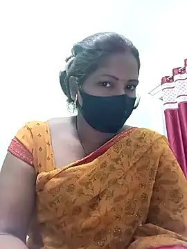 Snapshot of School_medam chatting on 09.22.25 School medam online show from 09.22.25