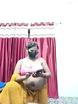 Snapshot of School_medam chatting on 09.27.25 School medam online show from 09.27.25