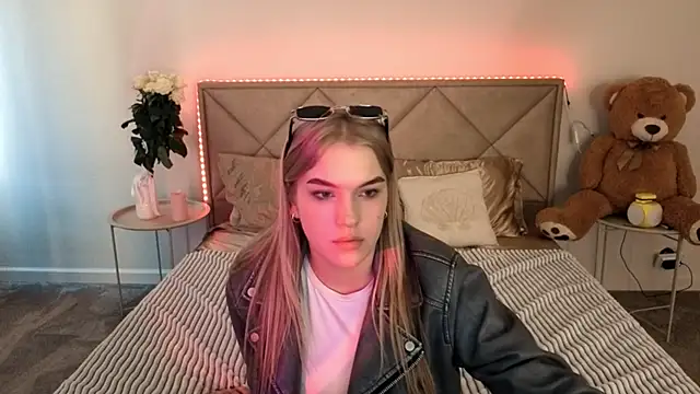 AlinaLiii online show from 03.12.26