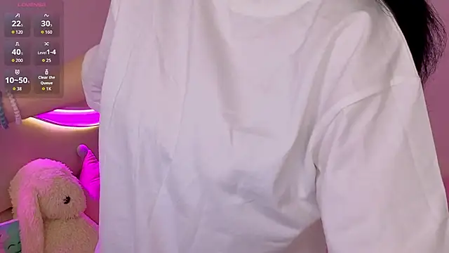 AishaAysitt online show from 02.21.26