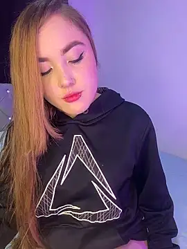 Snapshot of Dakota_Greys chatting on 12.02.25 Dakota Greys online show from 12.02.25