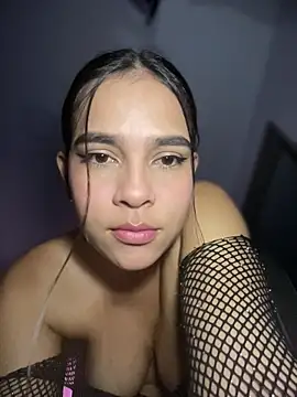 Snapshot of Valery_lux16 chatting on 05.27.26 Valery lux16 online show from 05.27.26