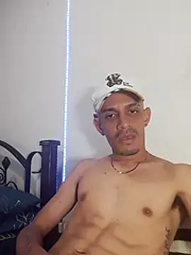 LATINO27CM online show from 11.01.25