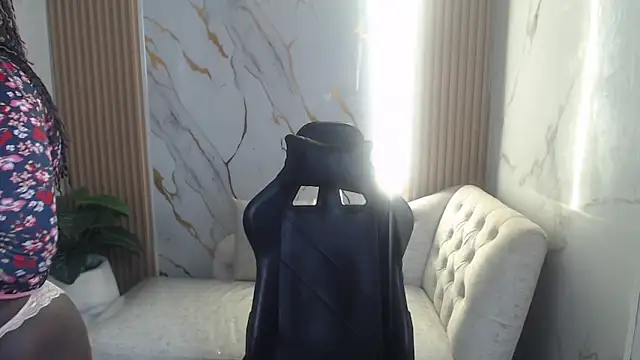 Soffia b online show from 10.28.25