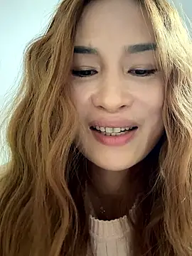 Snapshot of skys777 chatting on 12.22.25 skys777 online show from 12.22.25