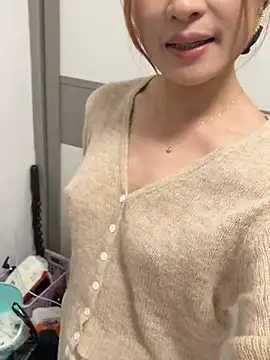 Snapshot of skys777 chatting on 01.10.26 skys777 online show from 01.10.26