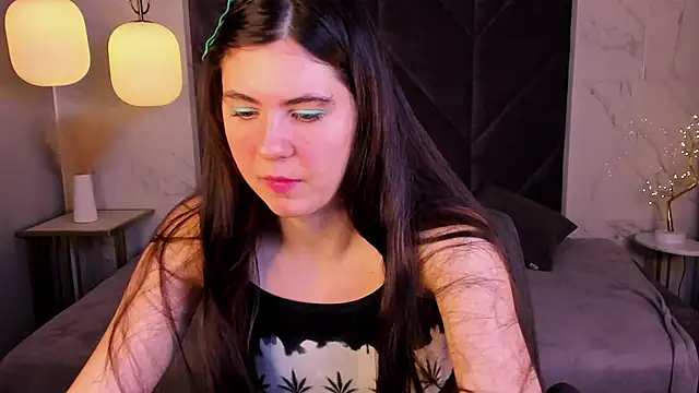 Amy Sparkle online show from 11.05.25