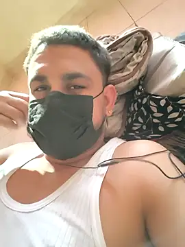 Snapshot of Punjabi27 chatting on 11.28.25 Punjabi27 online show from 11.28.25