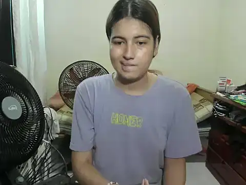 Snapshot of Mirage_Sertori chatting on 11.20.25 Mirage Sertori online show from 11.20.25