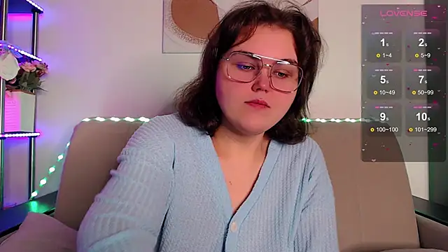 Snapshot of chatting on 11.26.25 online show from 11.26.25