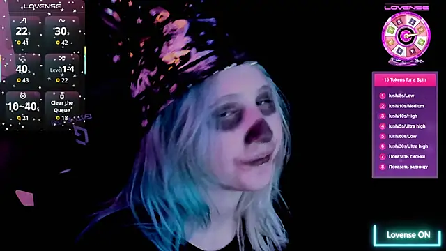 Snapshot of ChristinaFivePlus chatting on 11.12.25 ChristinaFivePlus online show from 11.12.25