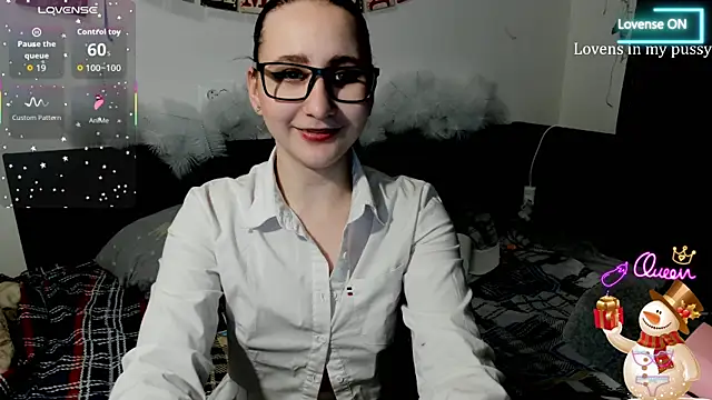 Snapshot of ChristinaFivePlus chatting on 01.09.26 ChristinaFivePlus online show from 01.09.26