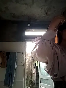 Snapshot of dorothyxx chatting on 12.20.25 dorothyxx online show from 12.20.25