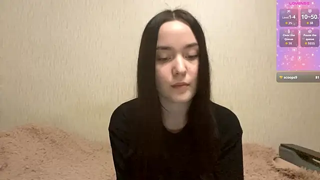 VividSienna online show from 11.14.25