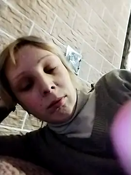 Ponka2011 online show from 12.15.25