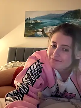 Snapshot of Ivybluexox chatting on 11.09.25 Ivybluexox online show from 11.09.25