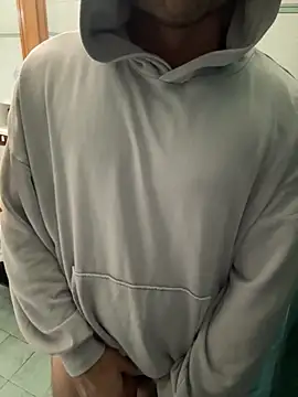 giovan2020 online show from 10.30.25