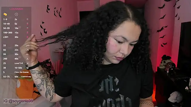 Chubby Licius online show from 10.24.25