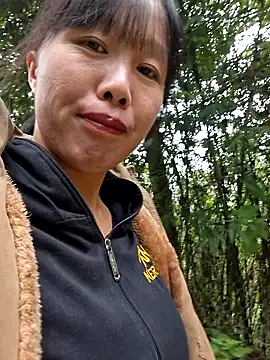 helenzz online show from 10.24.25