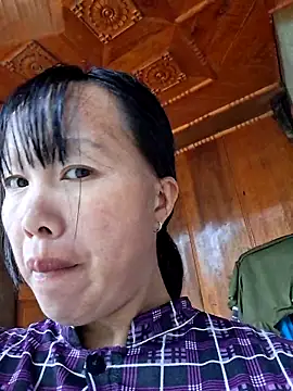 helenzz online show from 11.04.25