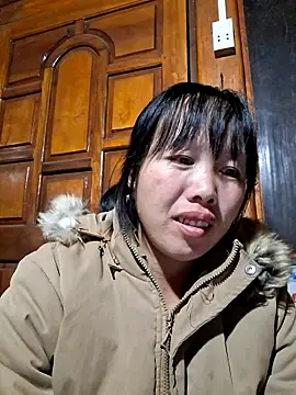 helenzz online show from 11.24.25