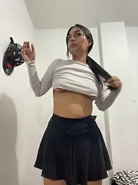 Selene Wings22 online show from 10.24.25