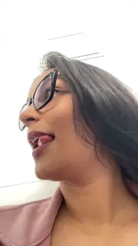 Selene Wings22 online show from 02.23.26