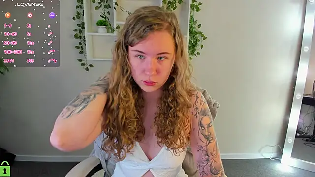 Elsie Cutties online show from 11.04.25