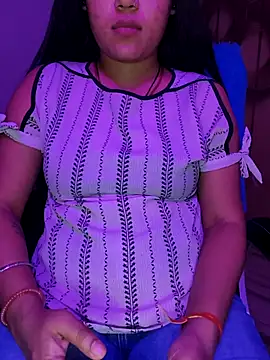 Snapshot of -Anushka01 chatting on 10.24.25 -Anushka01 online show from 10.24.25