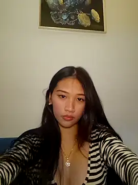 Bunny72772 online show from 10.12.25