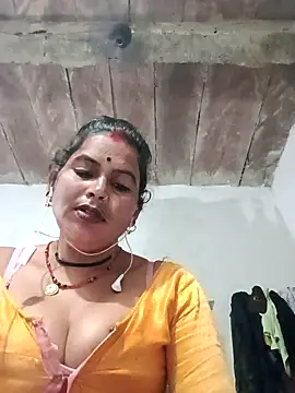 Sushmita Love online show from 09.28.25