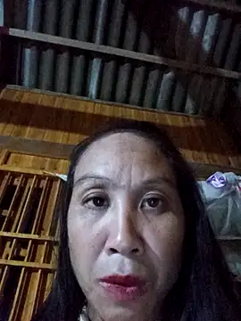 Snapshot of vtmbae chatting on 11.09.25 vtmbae online show from 11.09.25