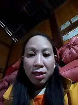 Snapshot of vtmbae chatting on 11.13.25 vtmbae online show from 11.13.25