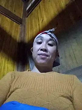 Snapshot of vtmbae chatting on 02.22.26 vtmbae online show from 02.22.26