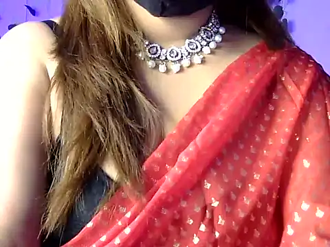 Snapshot of Aaliya02 chatting on 02.14.26 Aaliya02 online show from 02.14.26