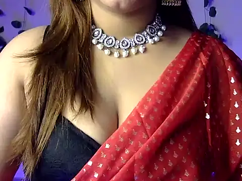 Snapshot of Aaliya02 chatting on 02.15.26 Aaliya02 online show from 02.15.26