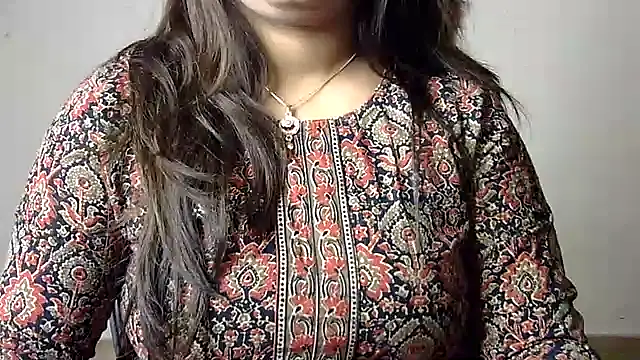 Aaliya02 online show from 06.21.26