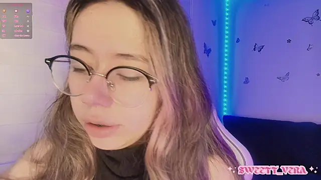 Snapshot of sweettvera chatting on 11.08.25 sweettvera online show from 11.08.25